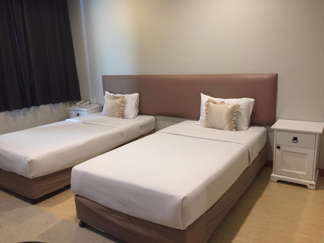 Rattana View Hotel Phitsanulok Luaran gambar